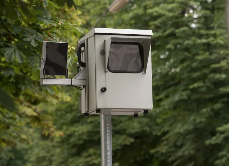 Aplicativos grátis para detectar radar de velocidade
